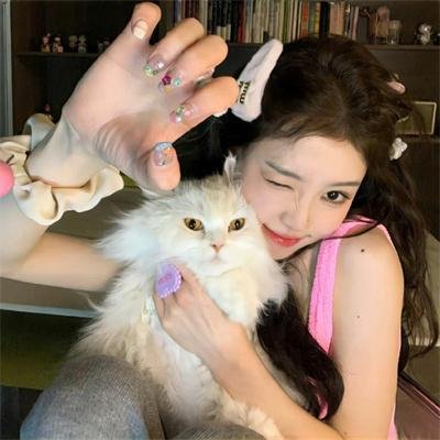 与变成了异世界美少女的大友一起冒险